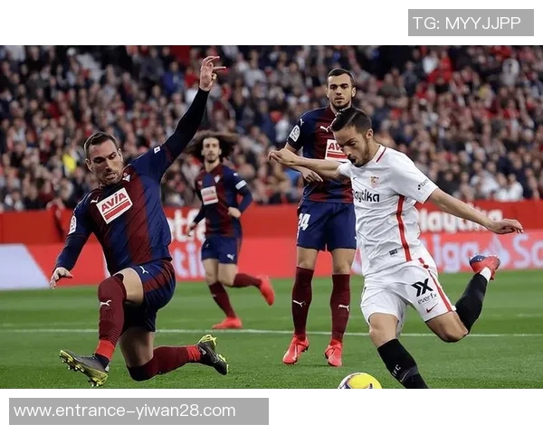 布鲁日主场迎战摩纳哥争夺欧战小组赛关键胜利