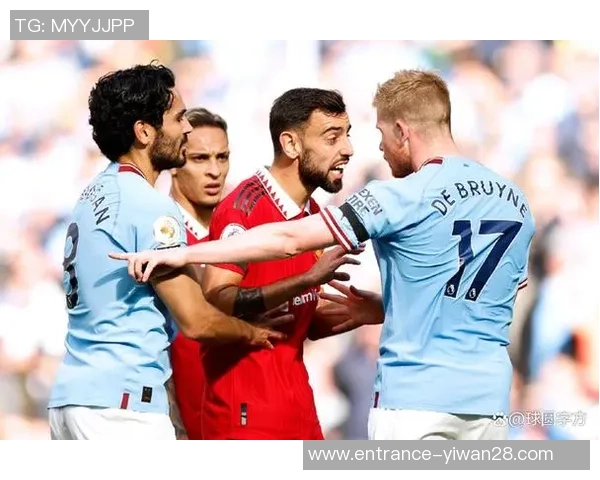 曼城与曼联激战正酣比分揭晓引发球迷热议与期待